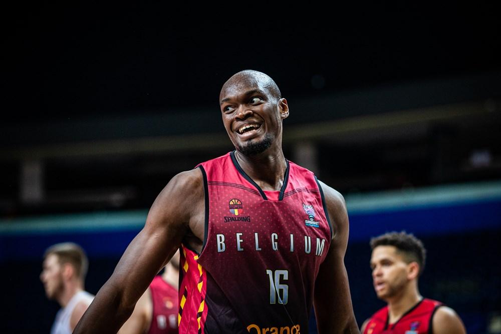 Le champion, la bonne surprise, les joueurs à suivre… La rédaction de BeBasket Belgium joue aux pronos