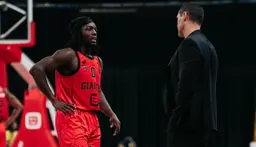 Rasheed Bello et Roel Moors